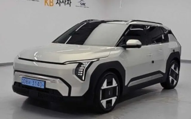 수원중고차거래사이트 EV3 스탠다드 매물 사진 7 - 2025/04 24,966km