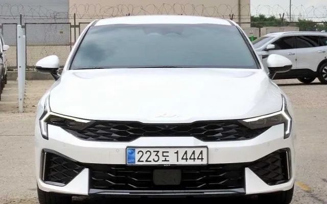 수원중고차거래사이트 더 뉴 K5 하이브리드 3세대 노블레스 매물 사진 6 - 2024/02 45,601km